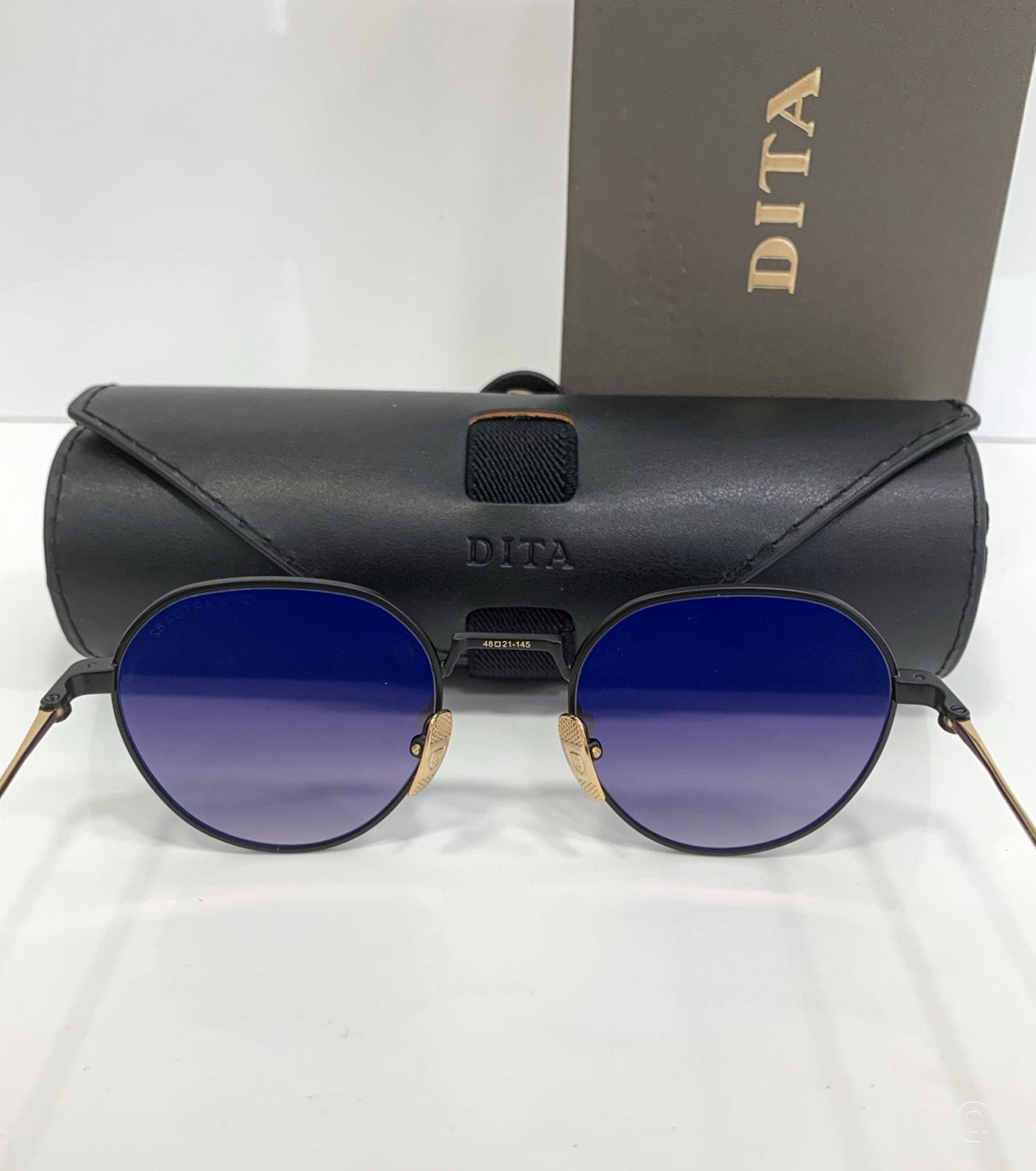 Artoa 82