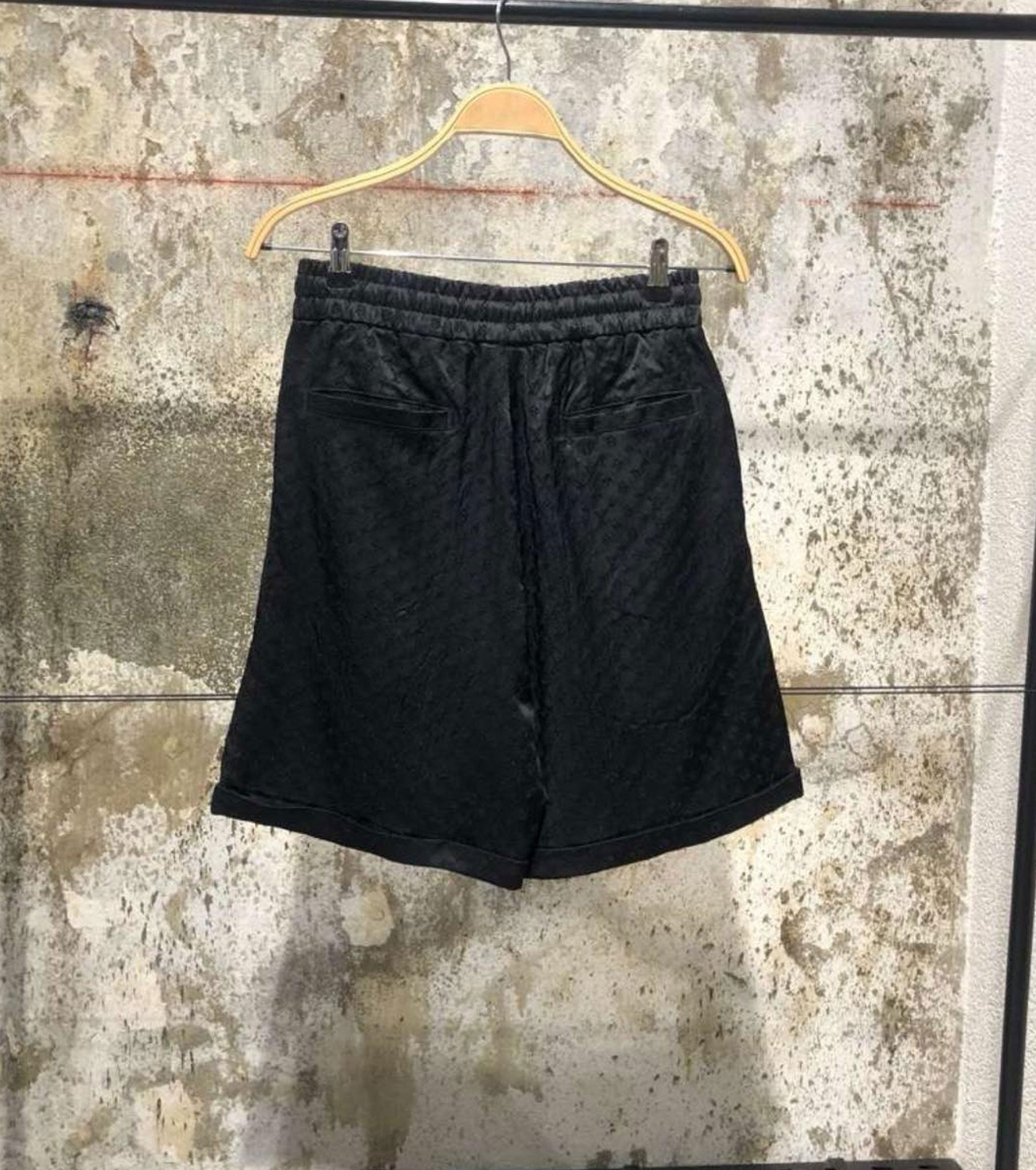 Men satin set