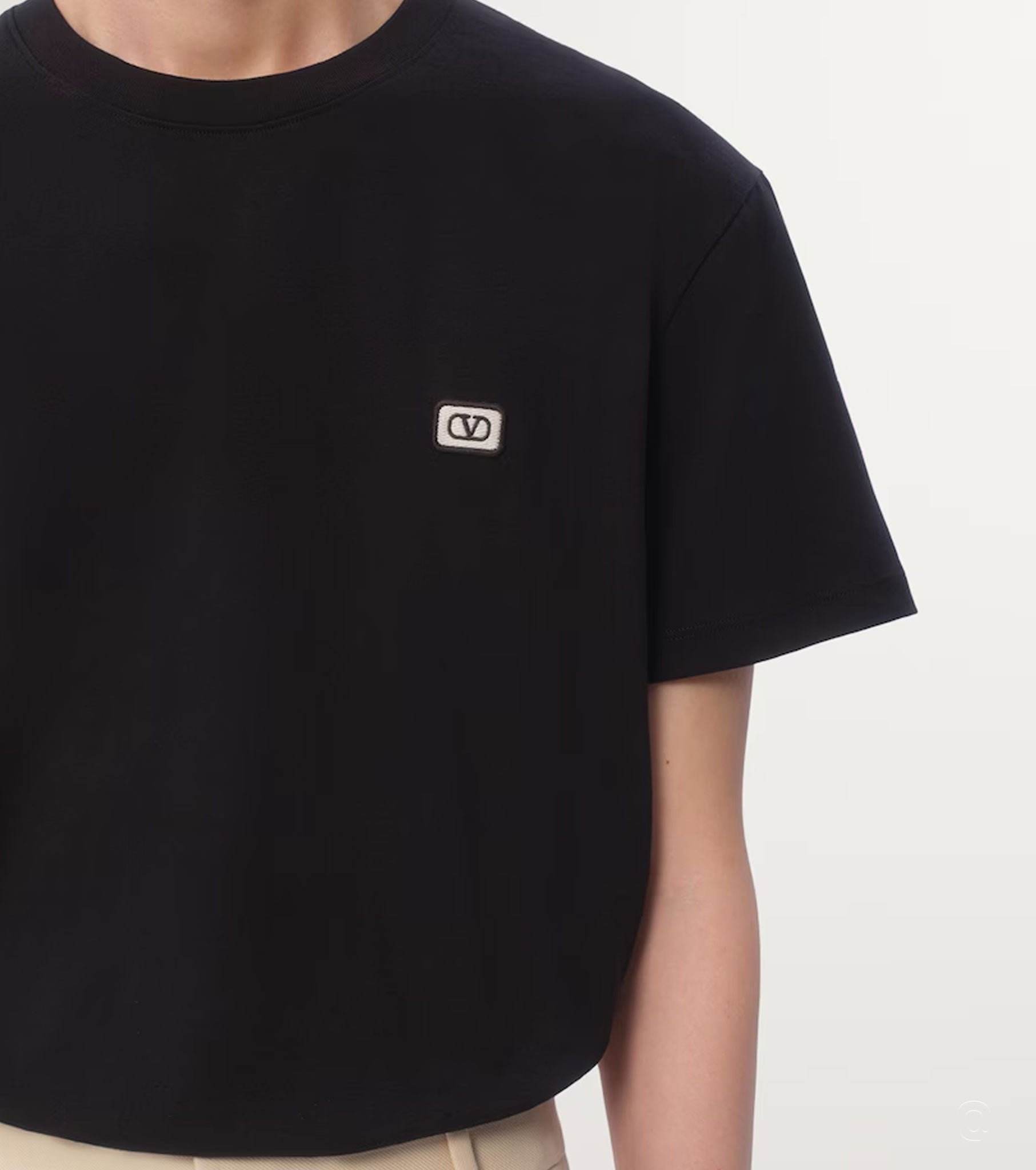 Cotton V Logo T-Shirt VL2071
