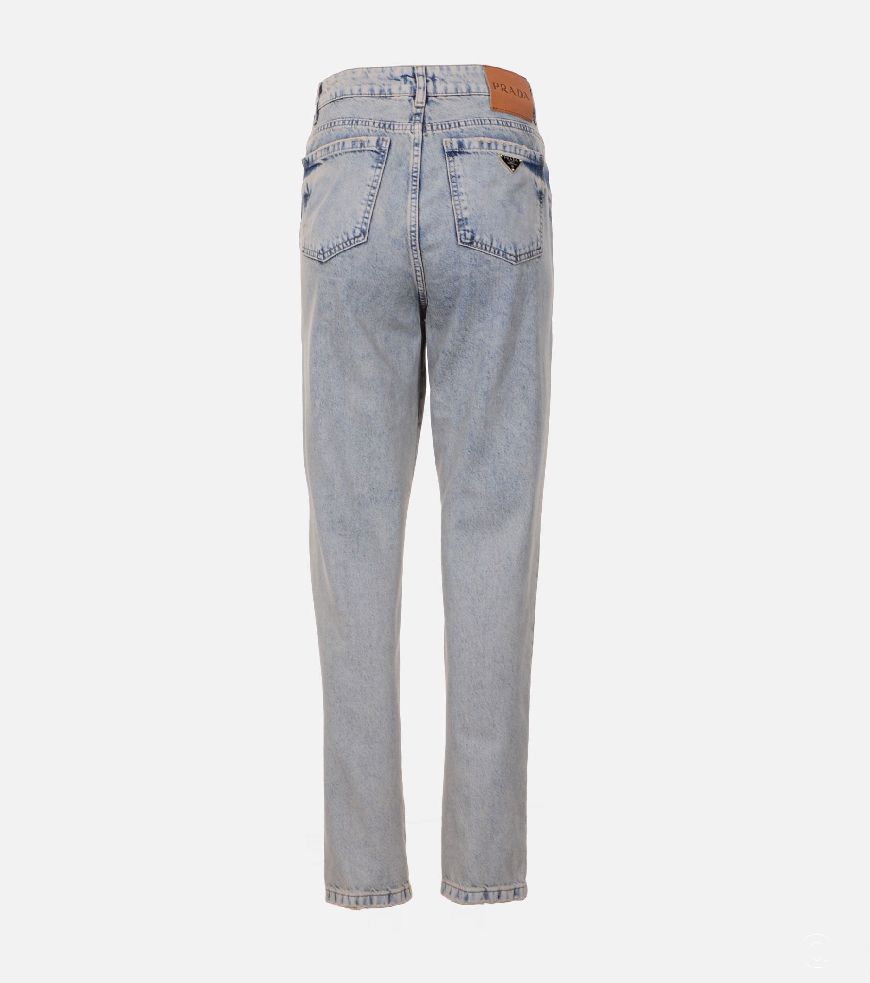 High-Waisted Jeans