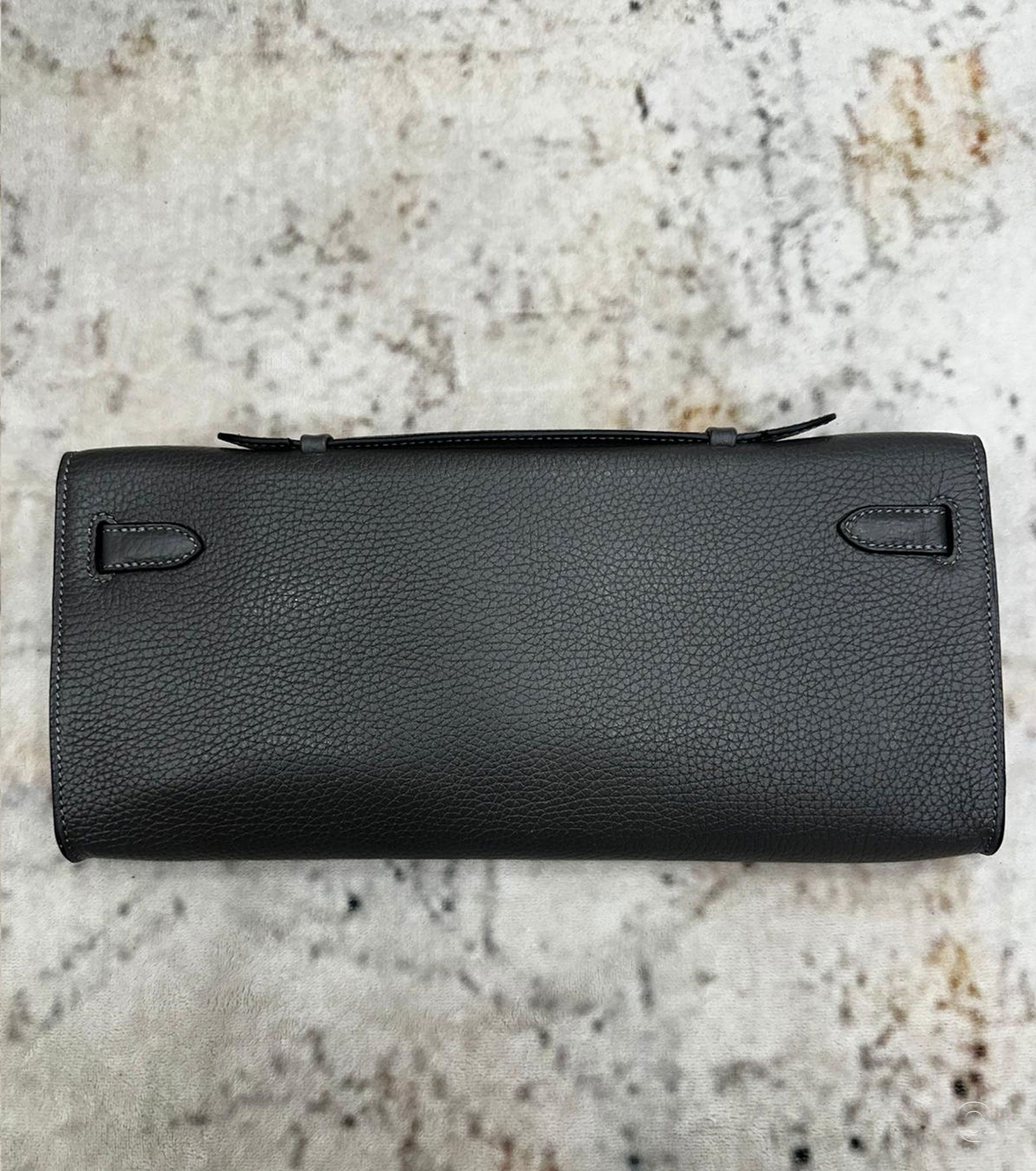 Kelly Cut Clutch