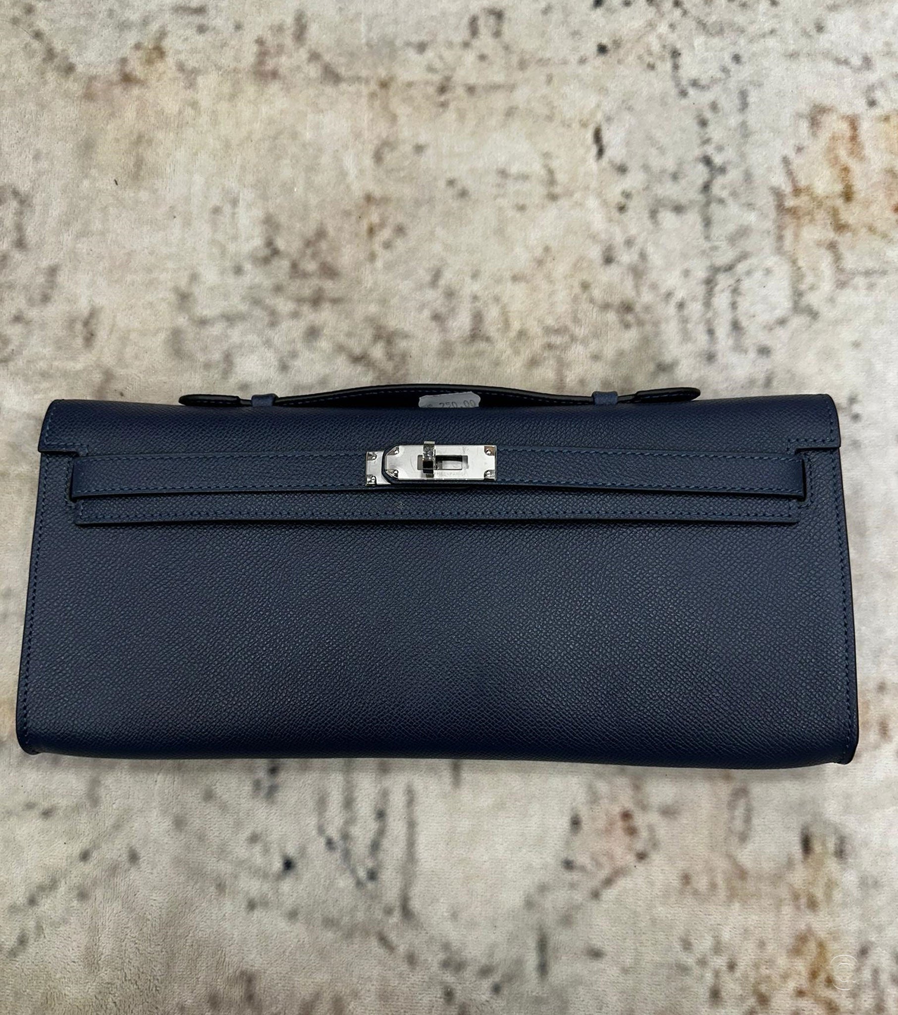 Kelly Cut Clutch