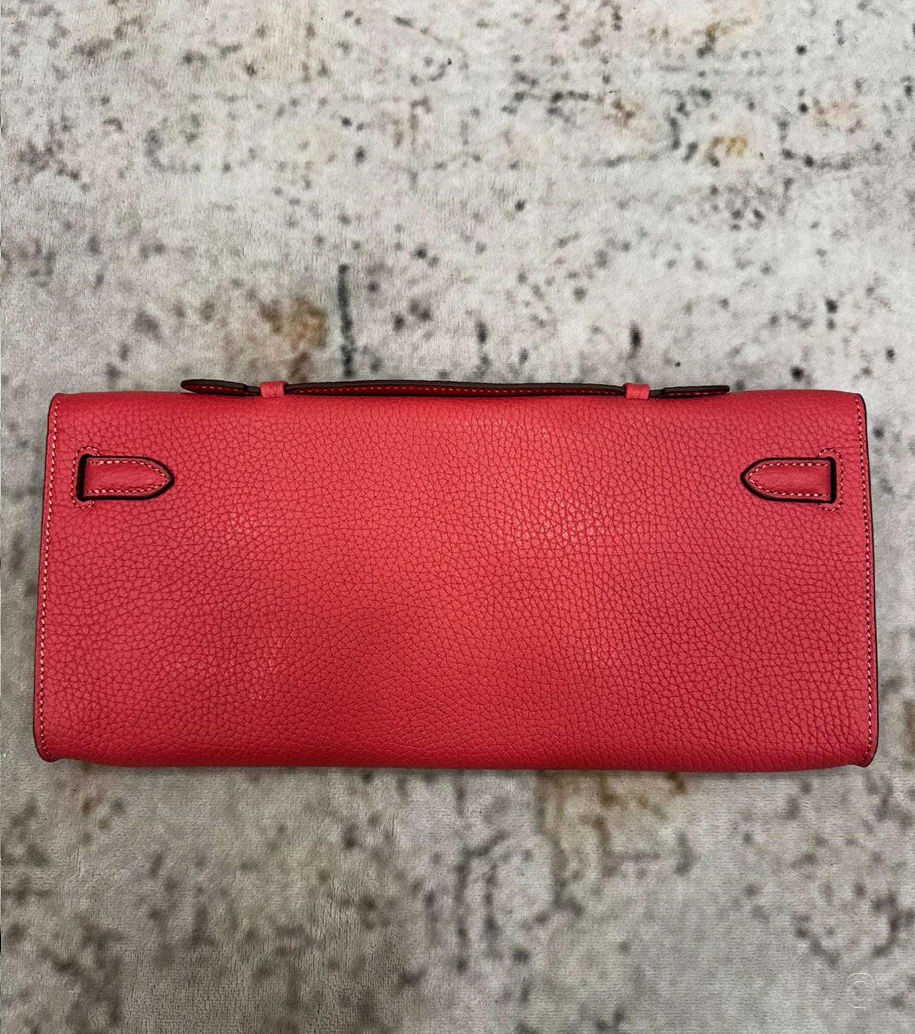 Kelly Cut Clutch