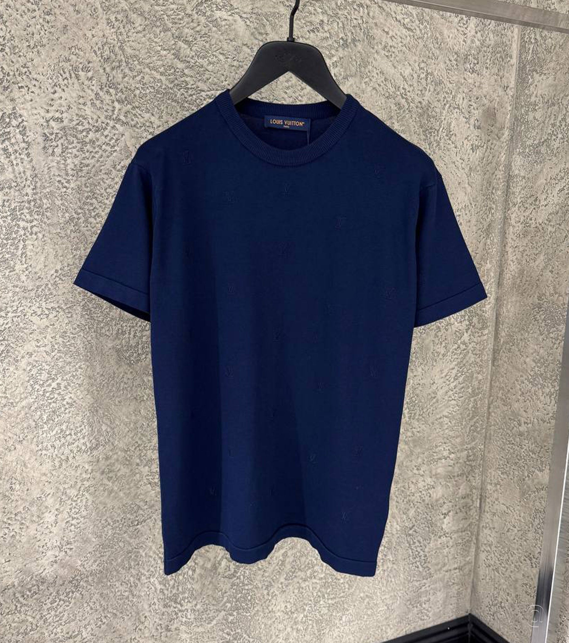 Fine-Knitted T-shirt