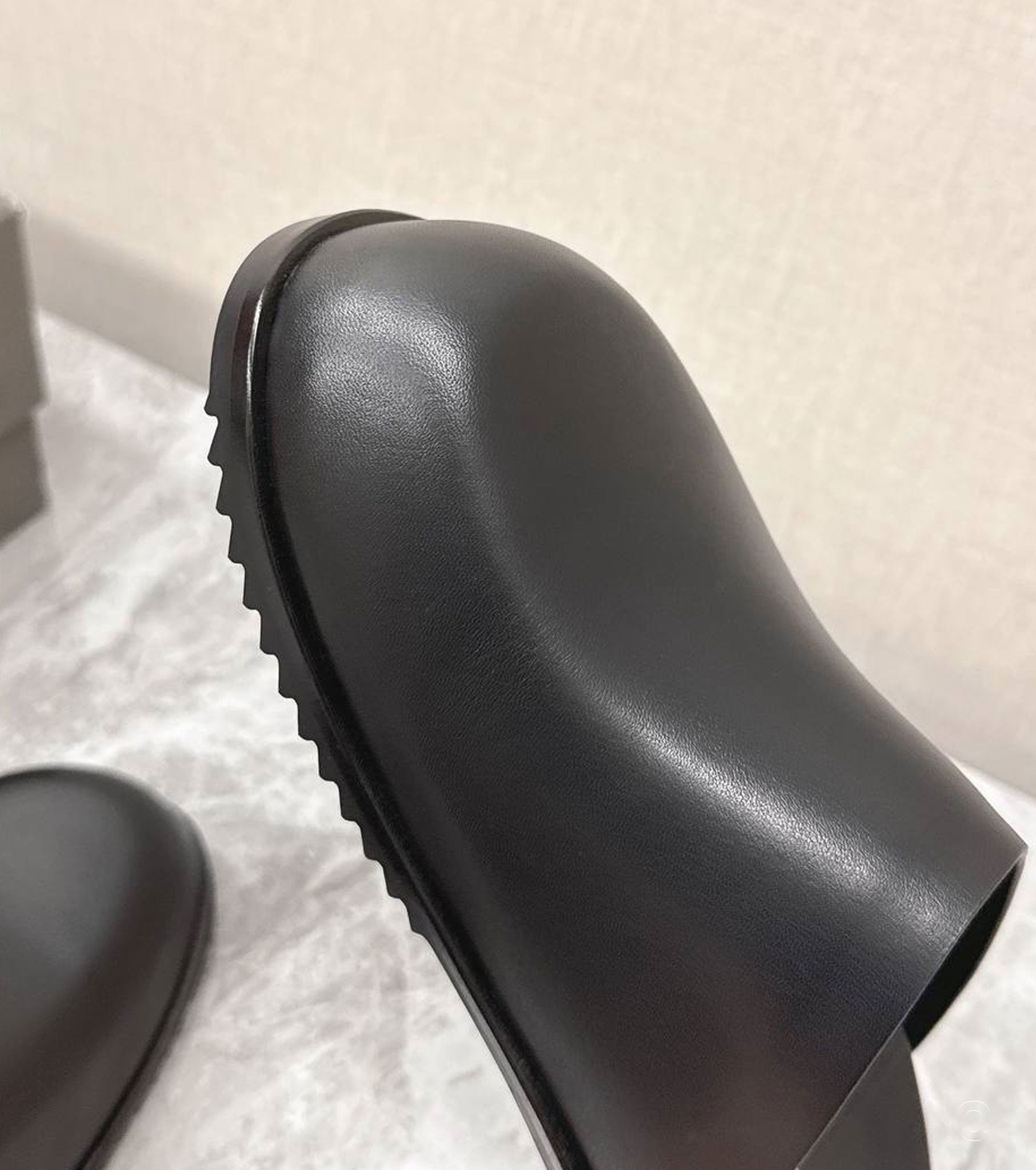 Granola Leather Slippers