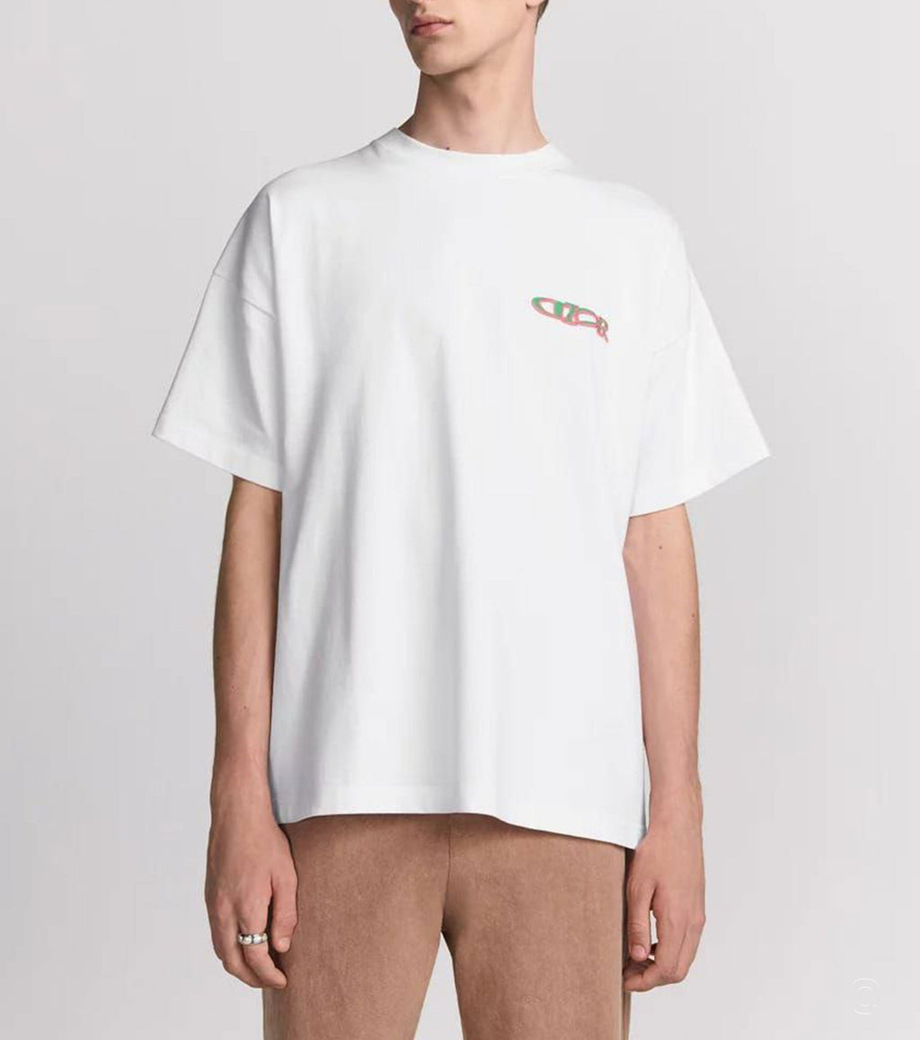 Model wear Louis Hamilton T-shirt  - Fashion Dose