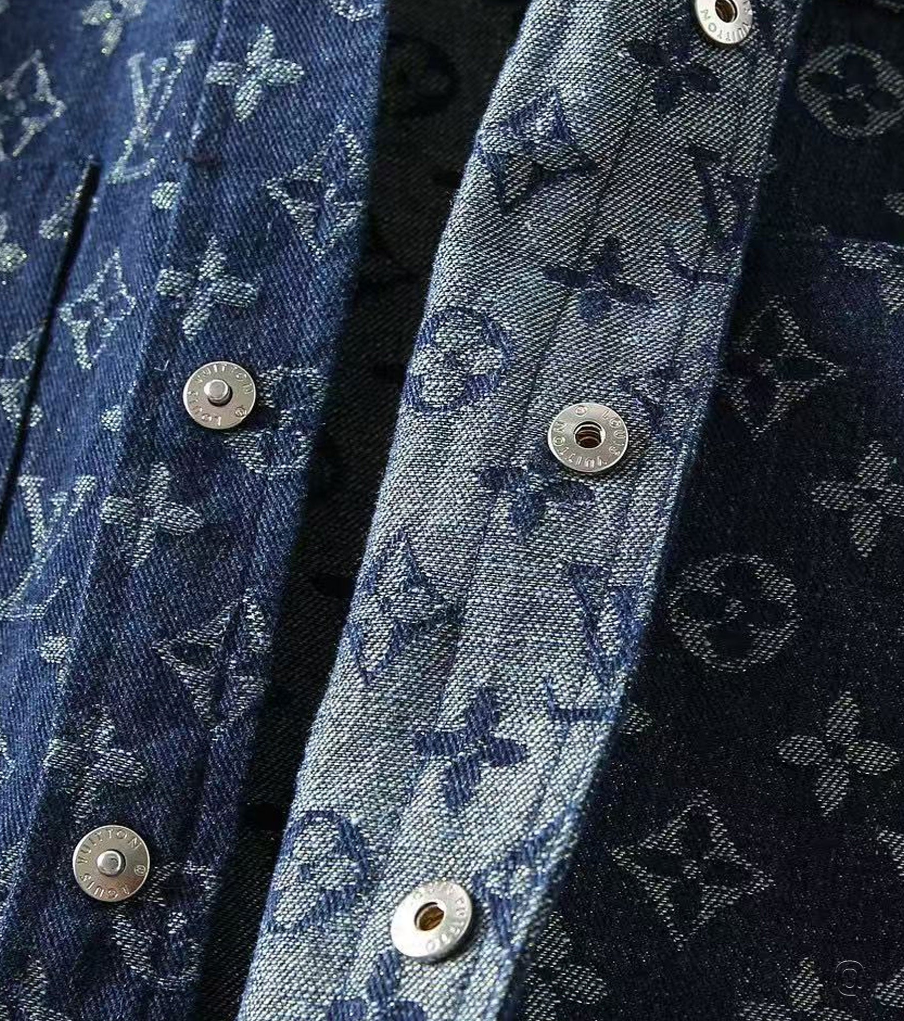 Men Denim Shirt/Jacket