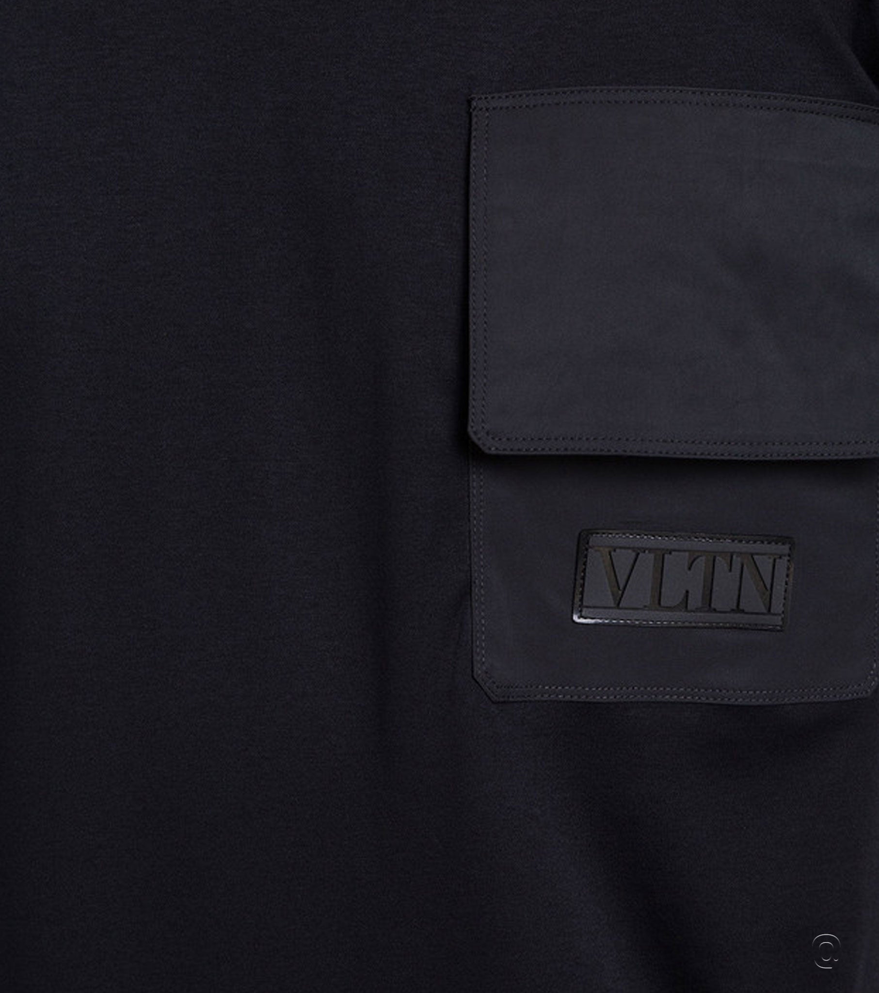 Pocket T-Shirt