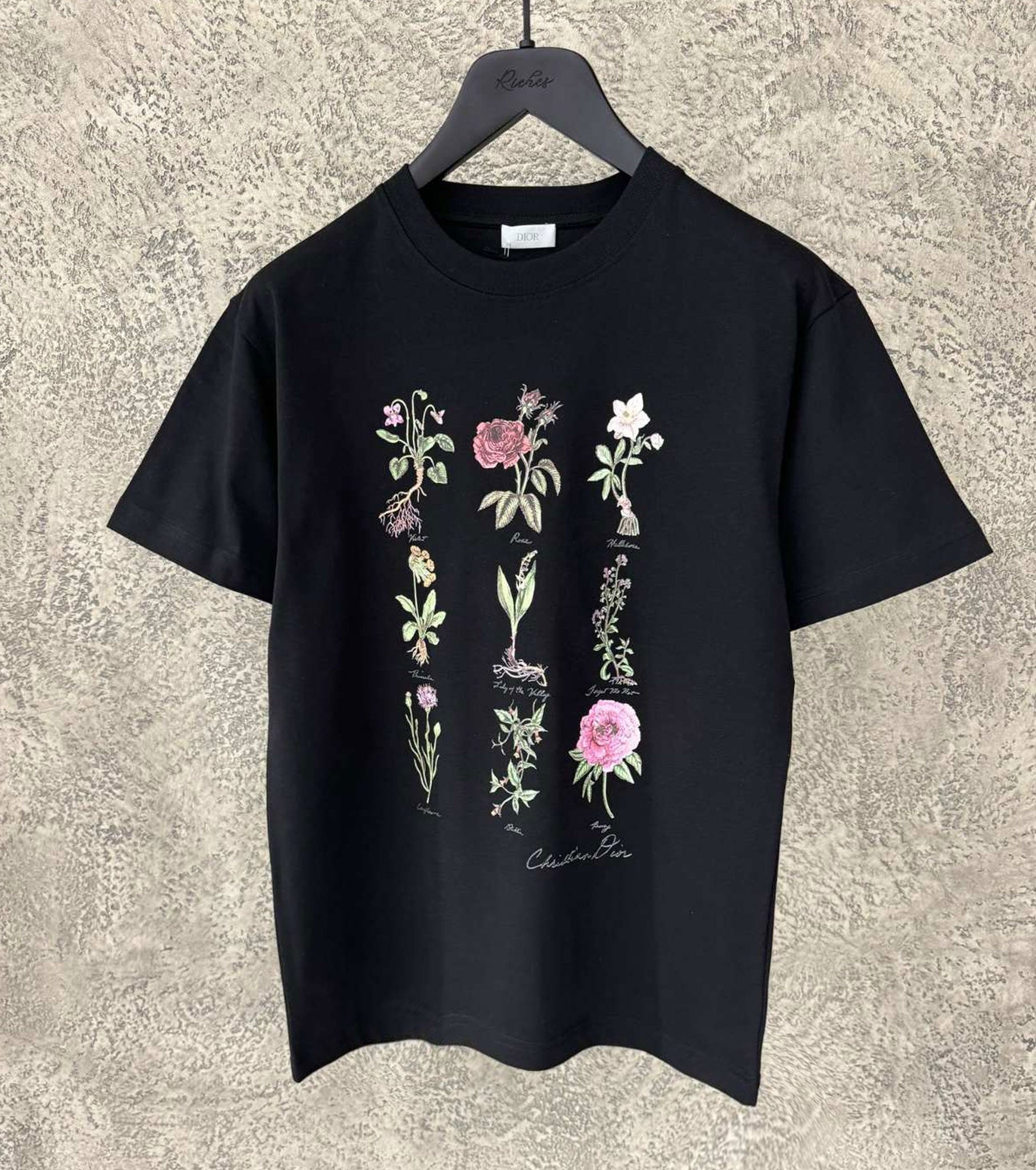 Flower T-Shirt + 1 color